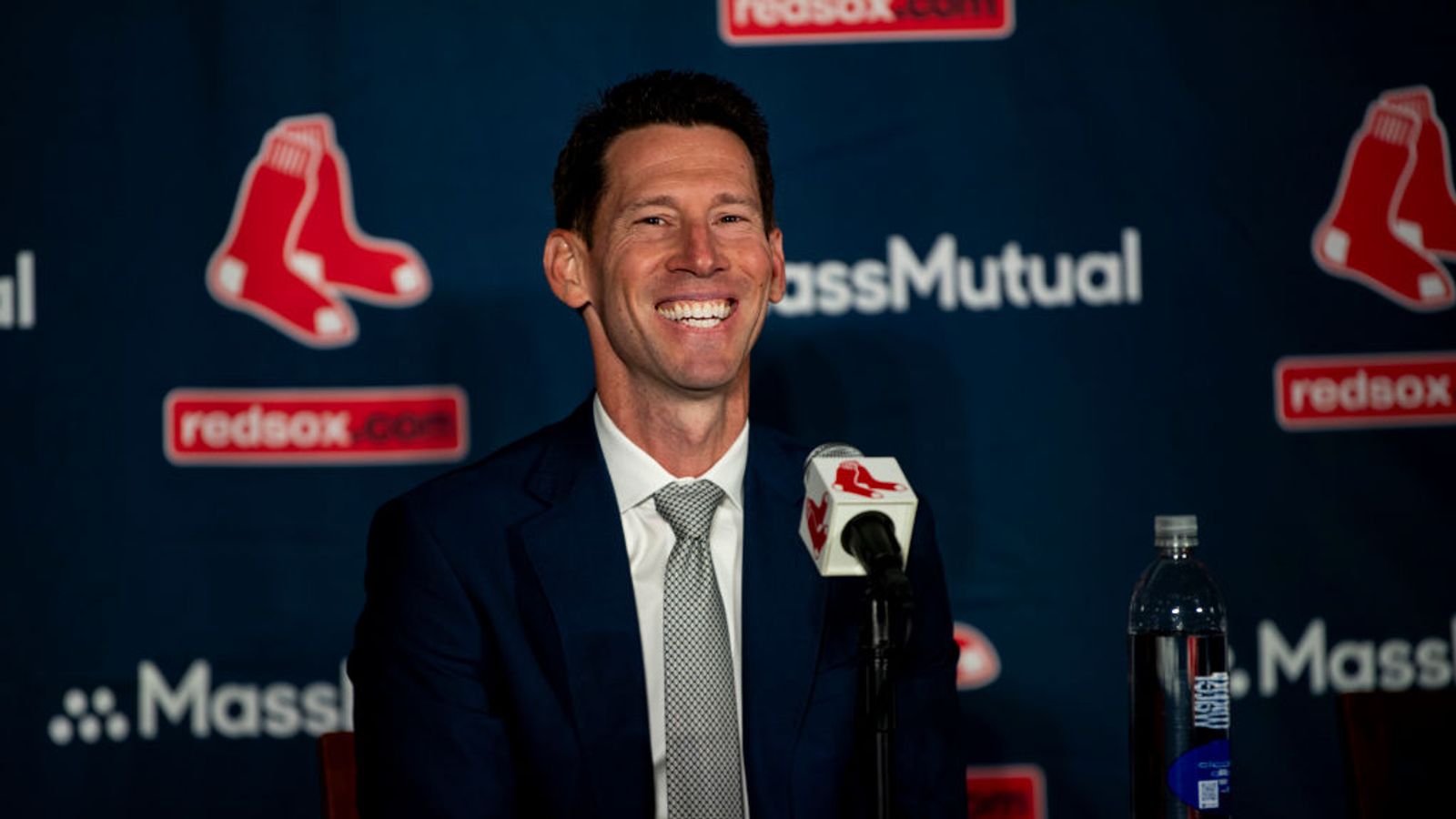 Breslow-Red-Sox-Press-Conference-1600x900-1